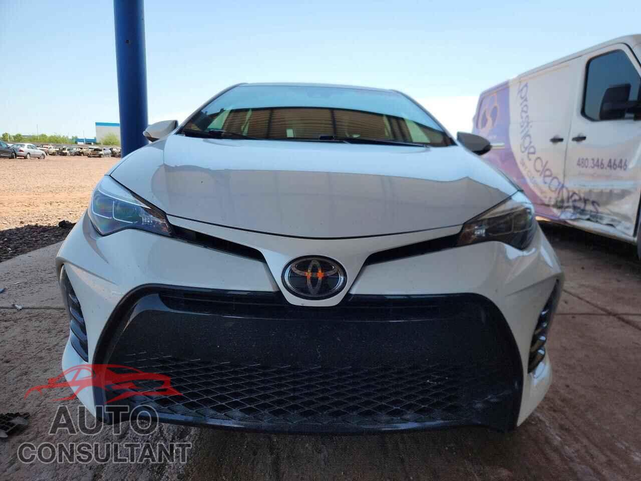 TOYOTA COROLLA 2018 - 5YFBURHE6JP756151