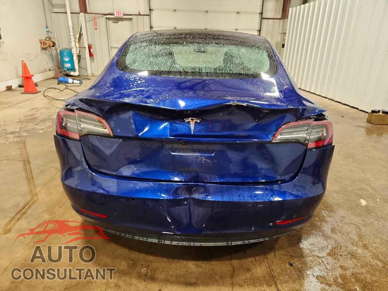 TESLA MODEL 3 2022 - 5YJ3E1EA5NF369502