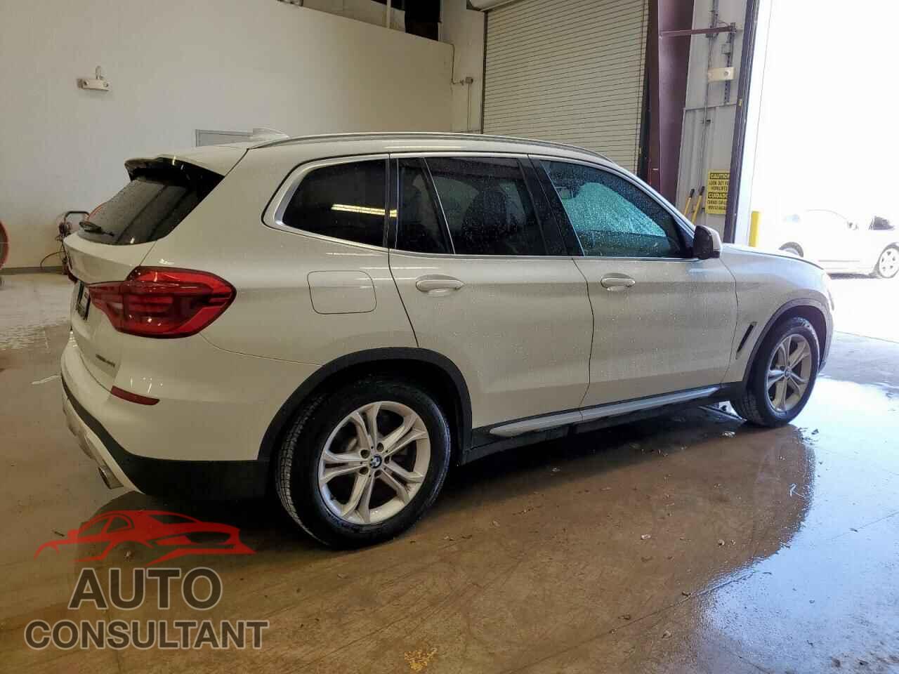 BMW X3 2019 - 5UXTR7C50KLF34329