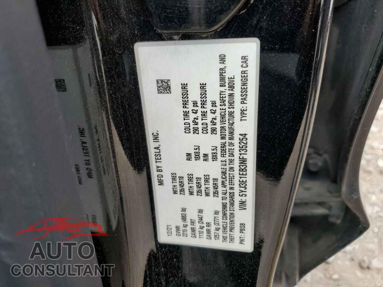 TESLA MODEL 3 2022 - 5YJ3E1EB3NF135254