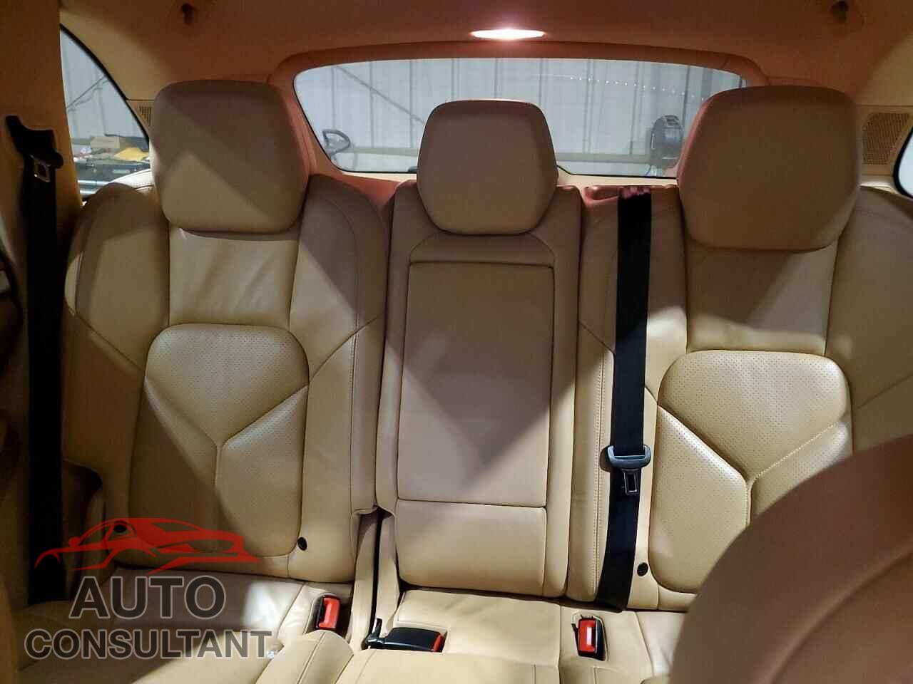 PORSCHE CAYENNE 2011 - WP1AA2A26BLA04311