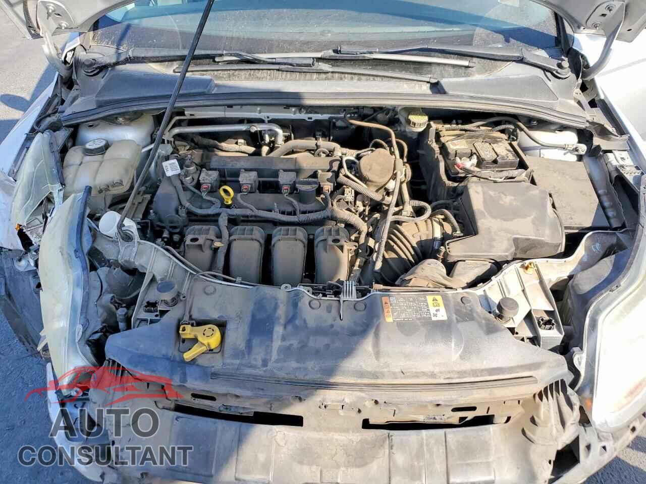 FORD FOCUS 2014 - 1FADP3K2XEL317714