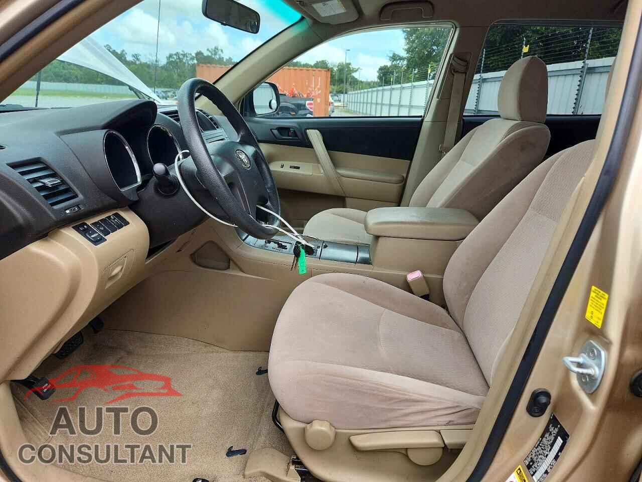 TOYOTA HIGHLANDER 2009 - JTEDA41A892006249