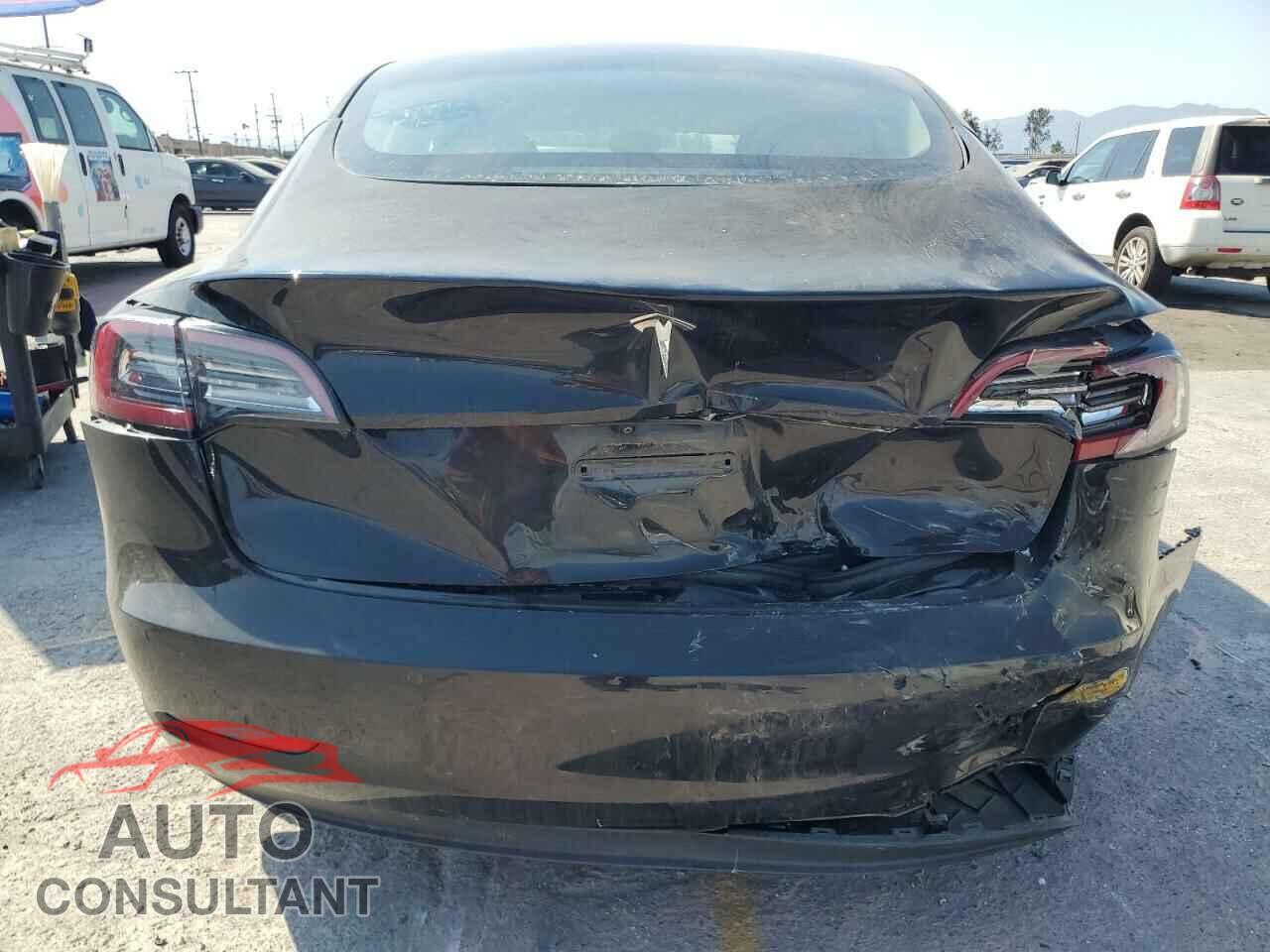 TESLA MODEL 3 2021 - 5YJ3E1EA4MF067083