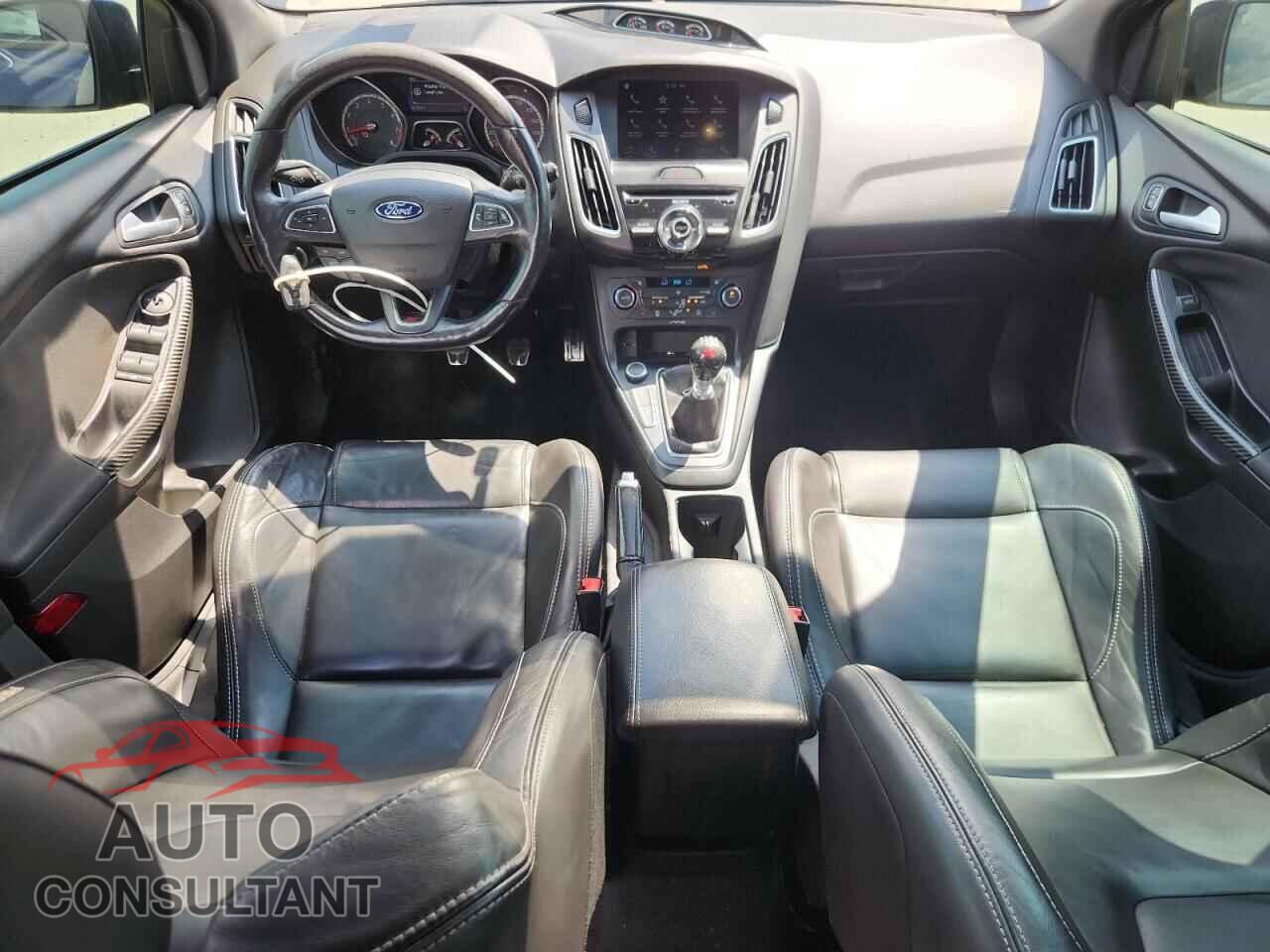FORD FOCUS 2016 - 1FADP3L99GL397215