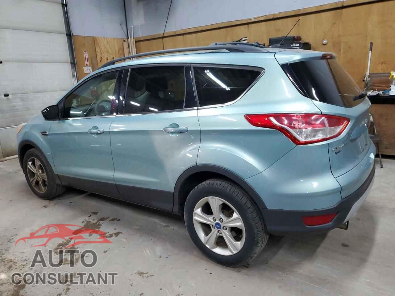 FORD ESCAPE 2013 - 1FMCU0GX1DUB81639