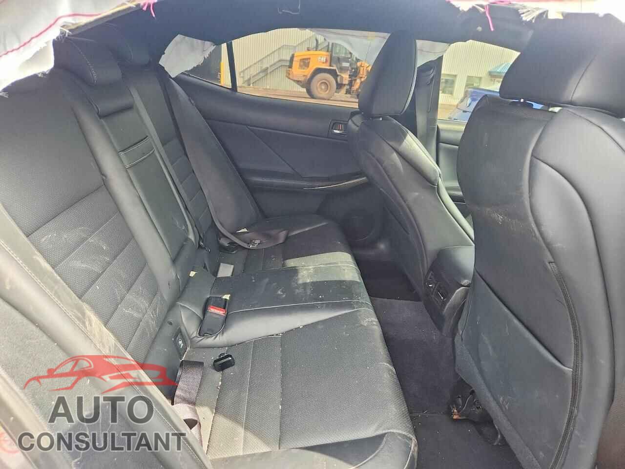LEXUS IS 2014 - JTHCE1D20E5003487