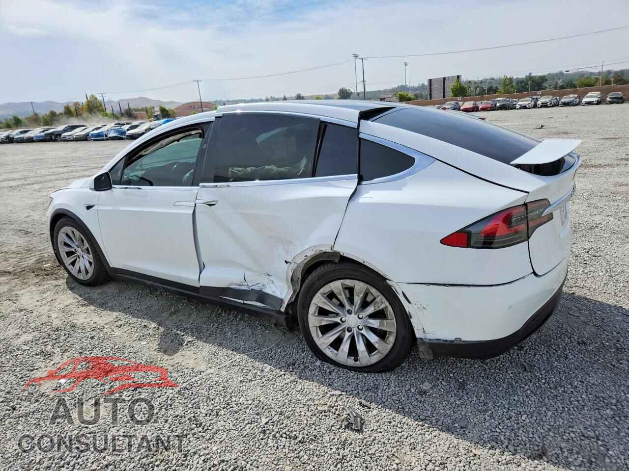 TESLA MODEL X 2021 - 5YJXCDE21MF323679