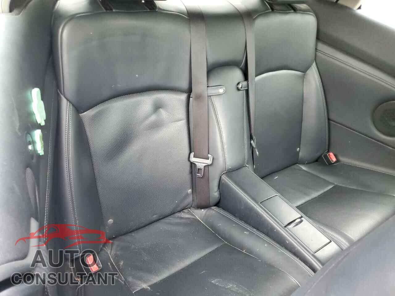 LEXUS IS 2011 - JTHFF2C28B2518526