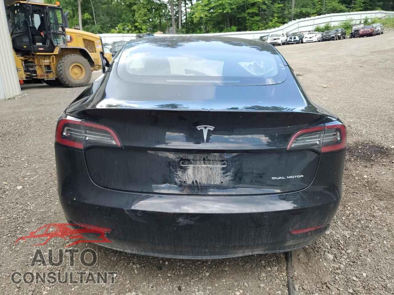 TESLA MODEL 3 2018 - 5YJ3E1EB0JF144276