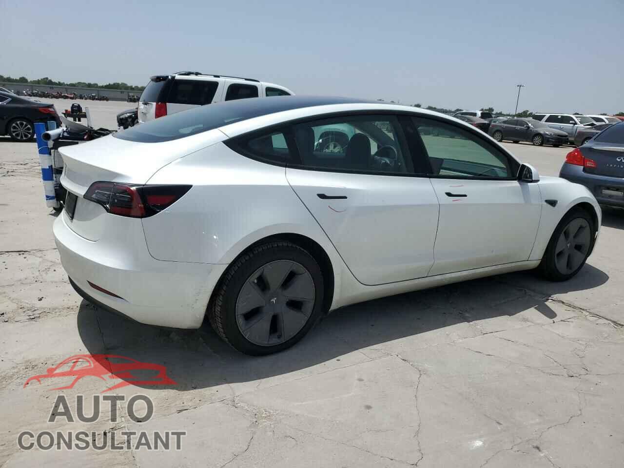 TESLA MODEL 3 2023 - 5YJ3E1EA7PF605084