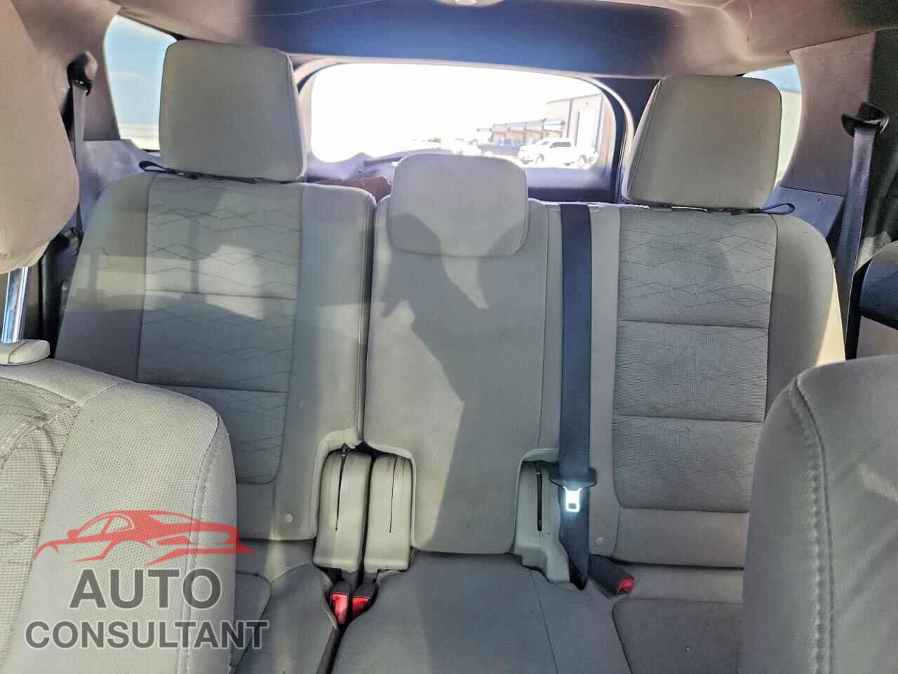 FORD EXPLORER 2013 - 1FM5K7B80DGA58596