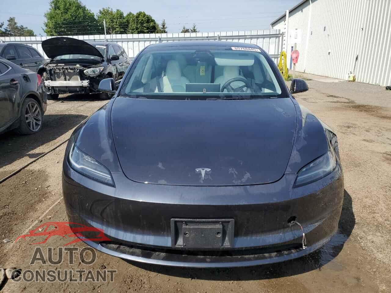 TESLA MODEL 3 2024 - LRW3E7EBXRC100763