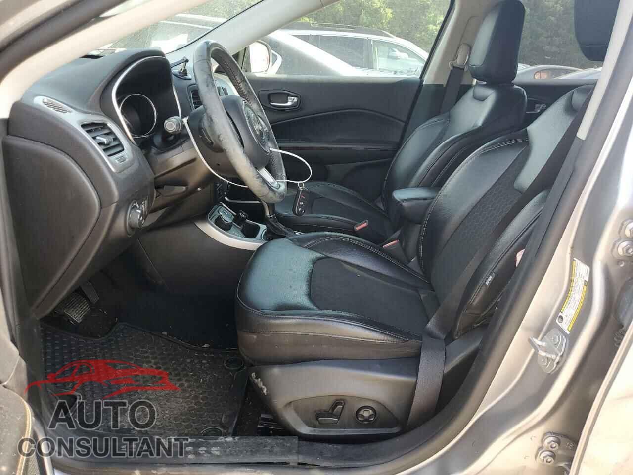 JEEP COMPASS 2019 - 3C4NJDBB1KT598971