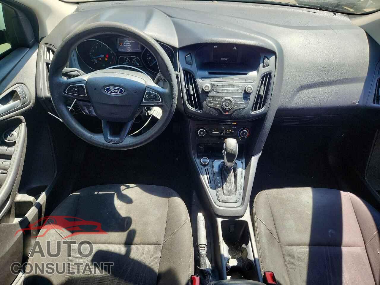 FORD FOCUS 2017 - 1FADP3K21HL216033