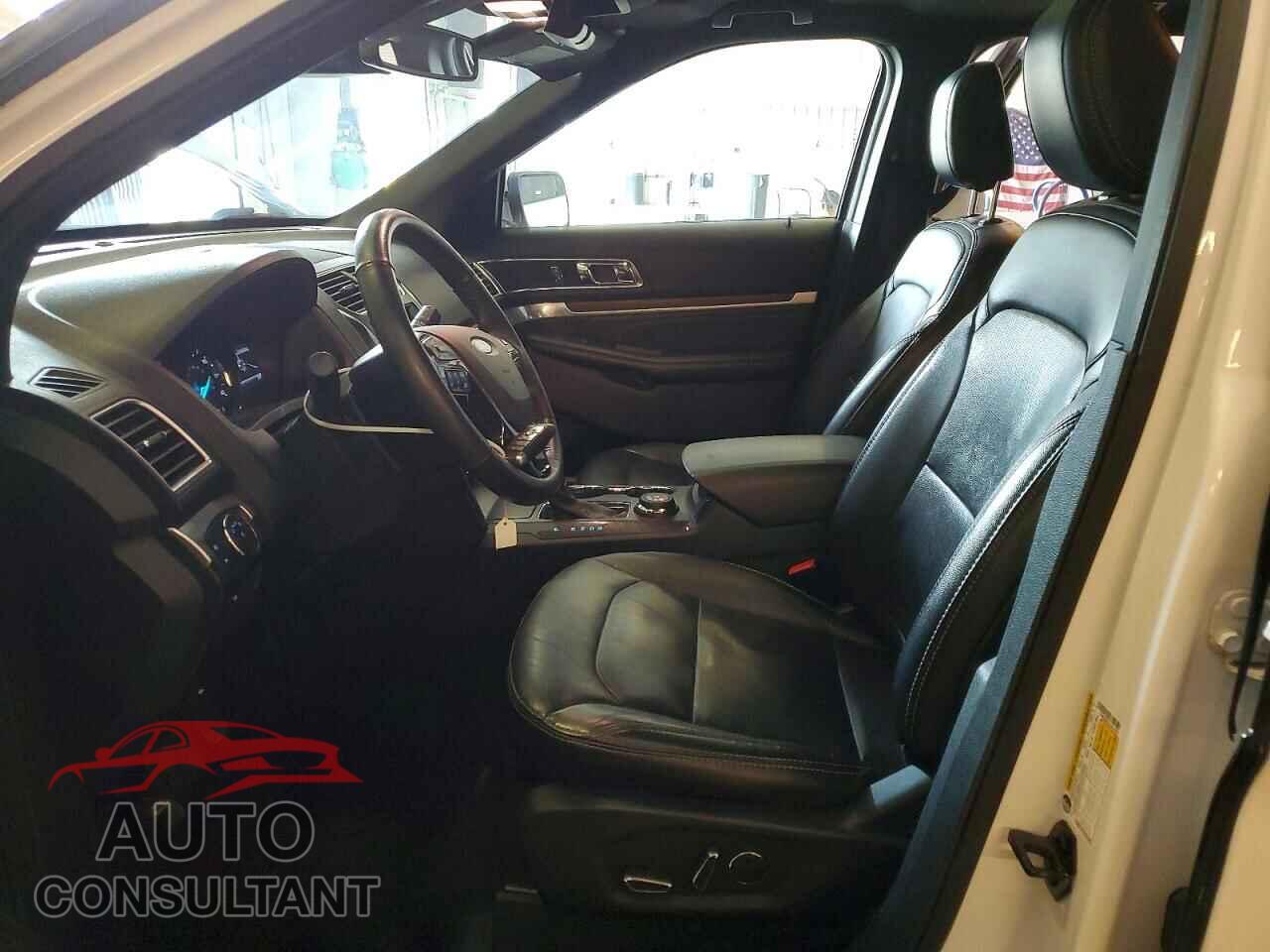 FORD EXPLORER 2018 - 1FM5K8F86JGA13979