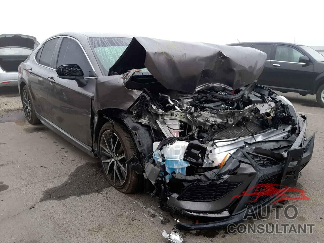 TOYOTA CAMRY 2021 - 4T1G11AK0MU446192