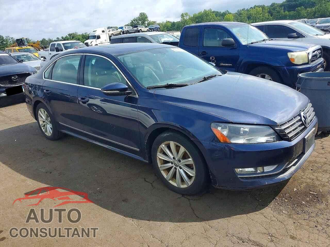 VOLKSWAGEN PASSAT 2012 - 1VWCP7A3XCC004096