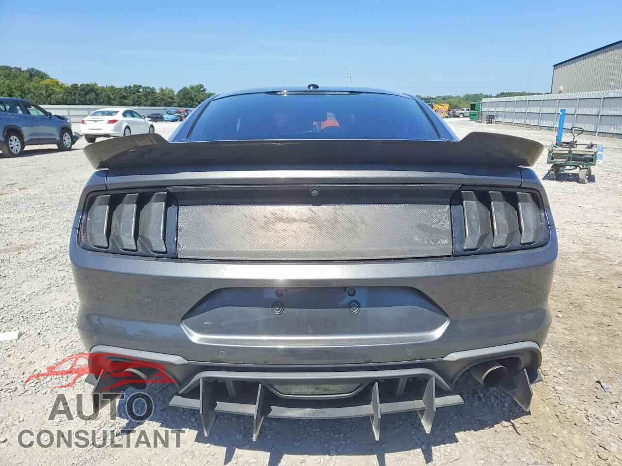 FORD MUSTANG 2019 - 1FA6P8CF6K5146709