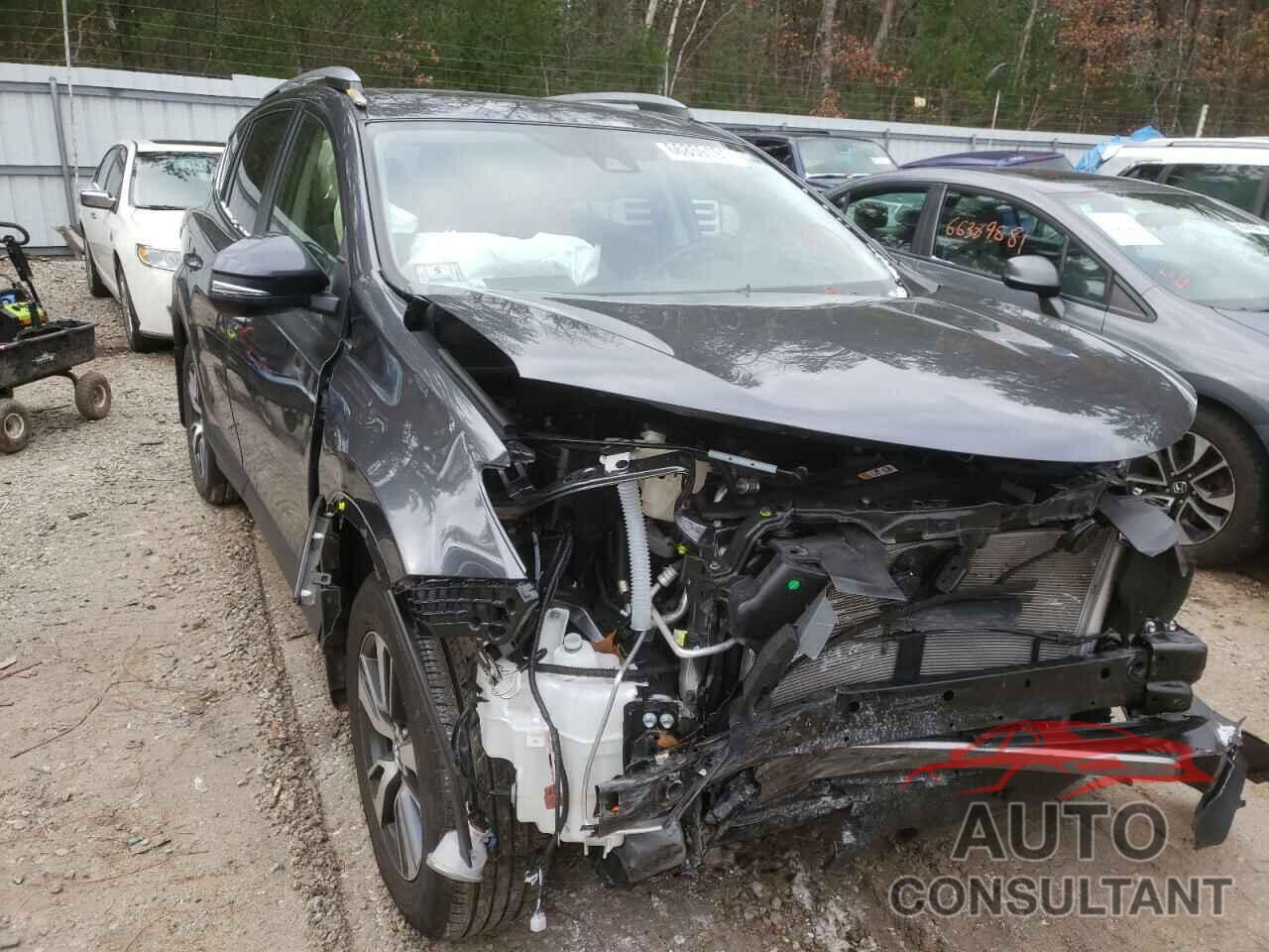 TOYOTA RAV4 2018 - JTMRFREV9JD248224