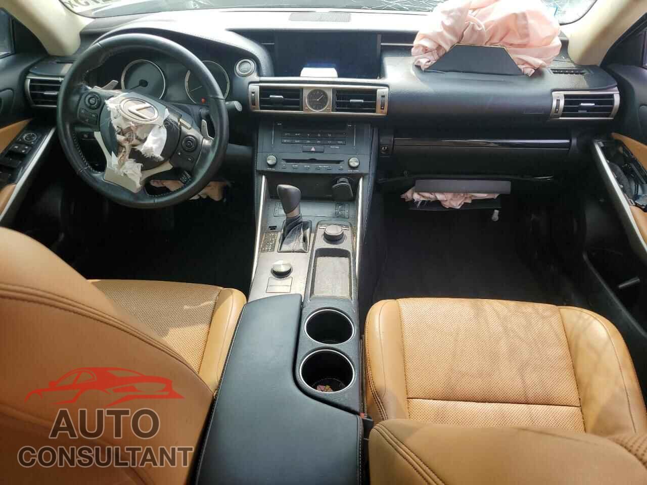 LEXUS IS 2016 - JTHCM1D23G5012061