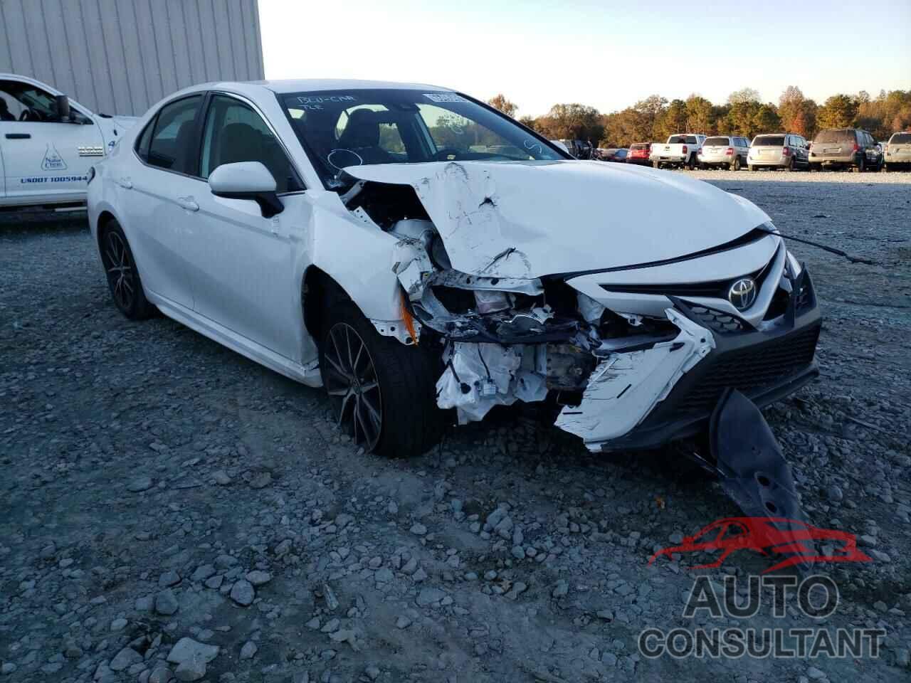 TOYOTA CAMRY 2021 - 4T1G11AK6MU466592