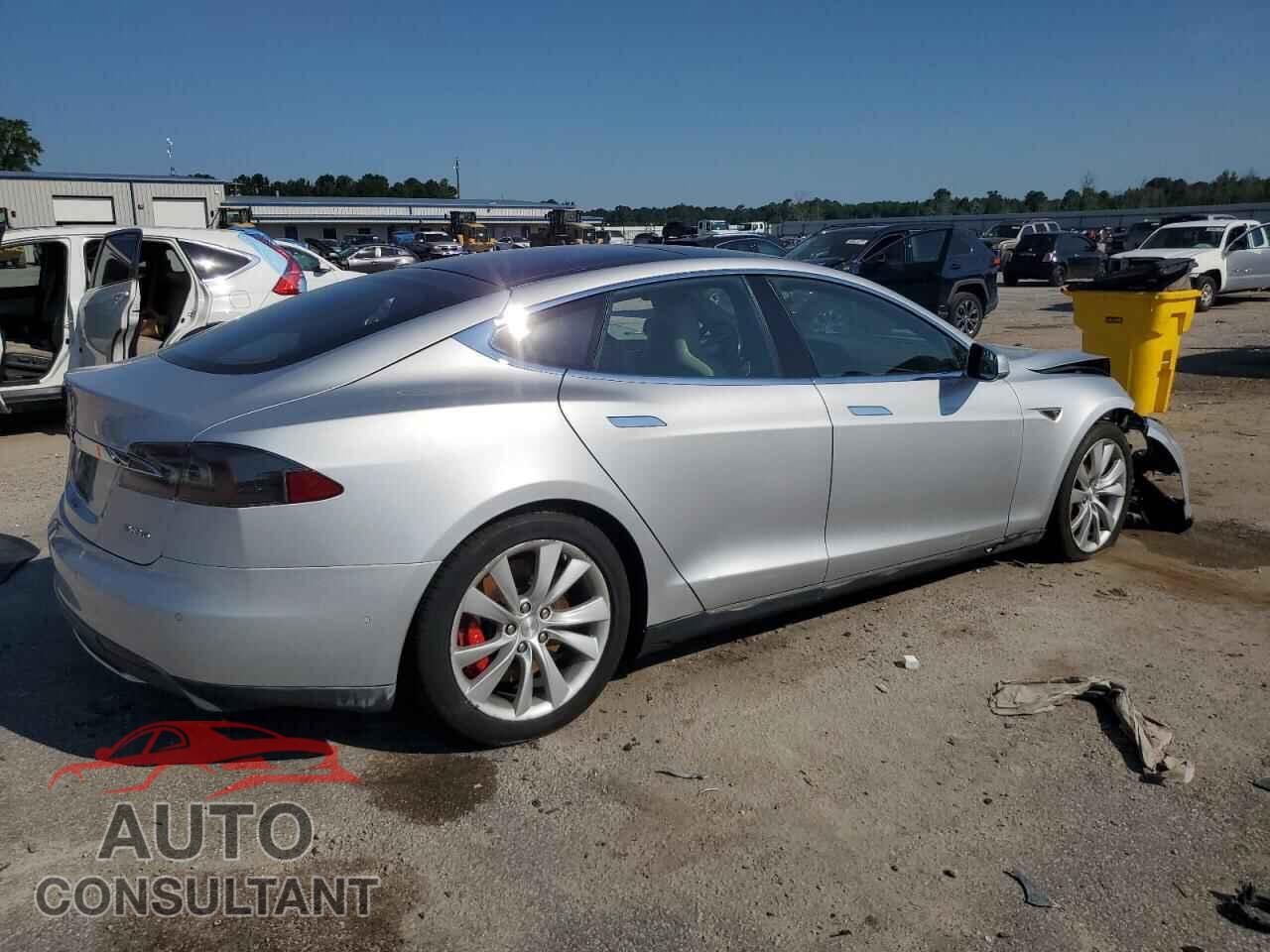 TESLA MODEL S 2015 - 5YJSA1H42FF085162