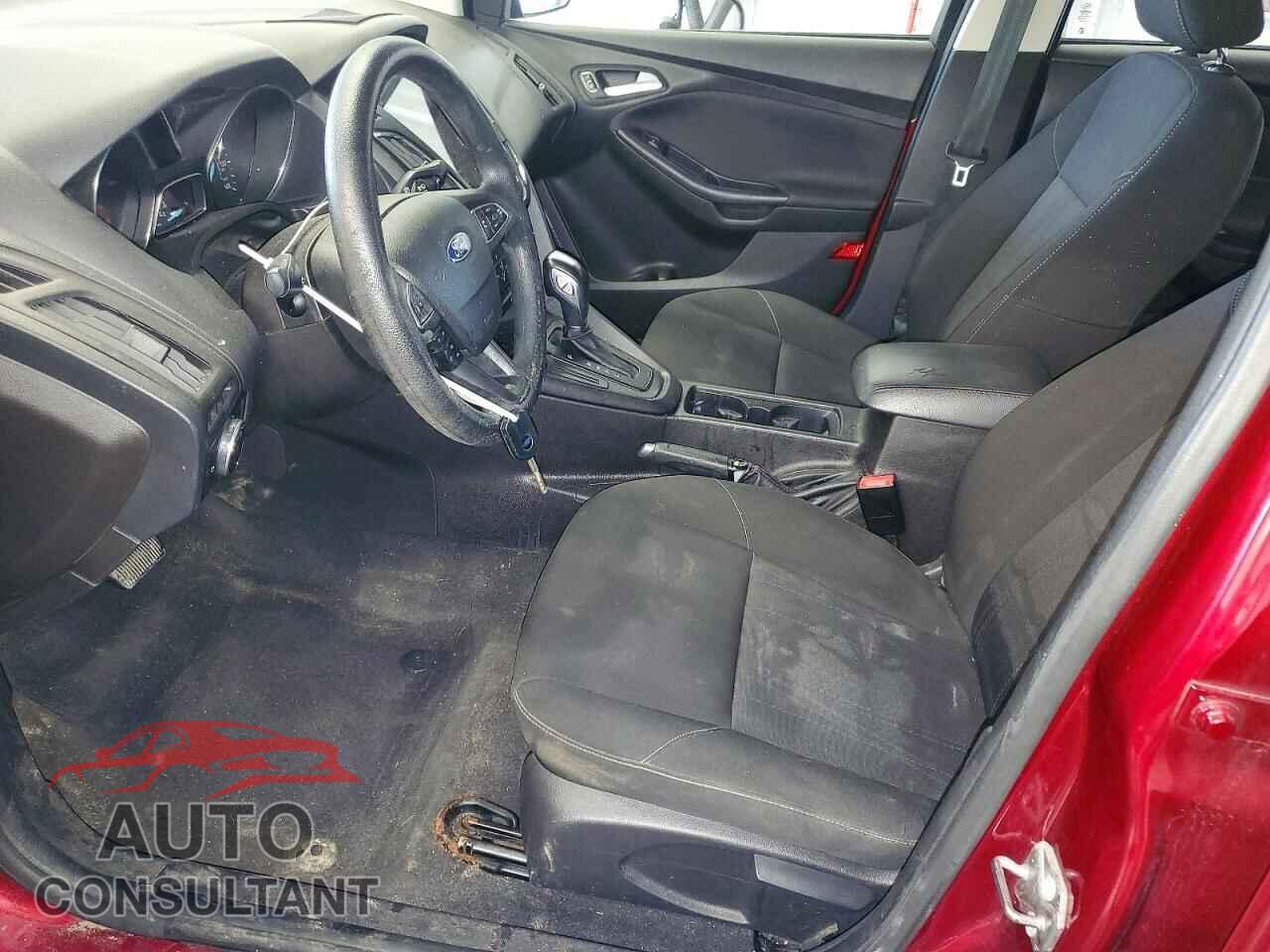 FORD FOCUS 2015 - 1FADP3F27FL373539
