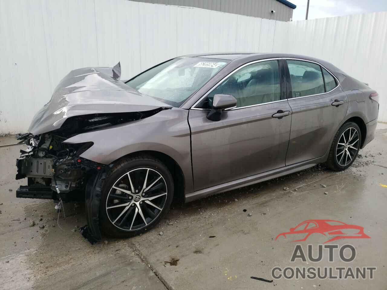 TOYOTA CAMRY 2022 - 4T1G11AK5NU658958