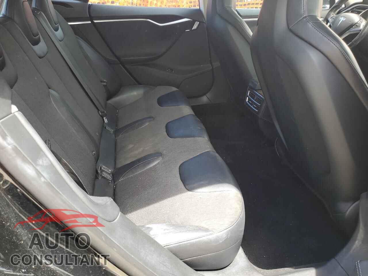 TESLA MODEL S 2013 - 5YJSA1CP0DFP27599