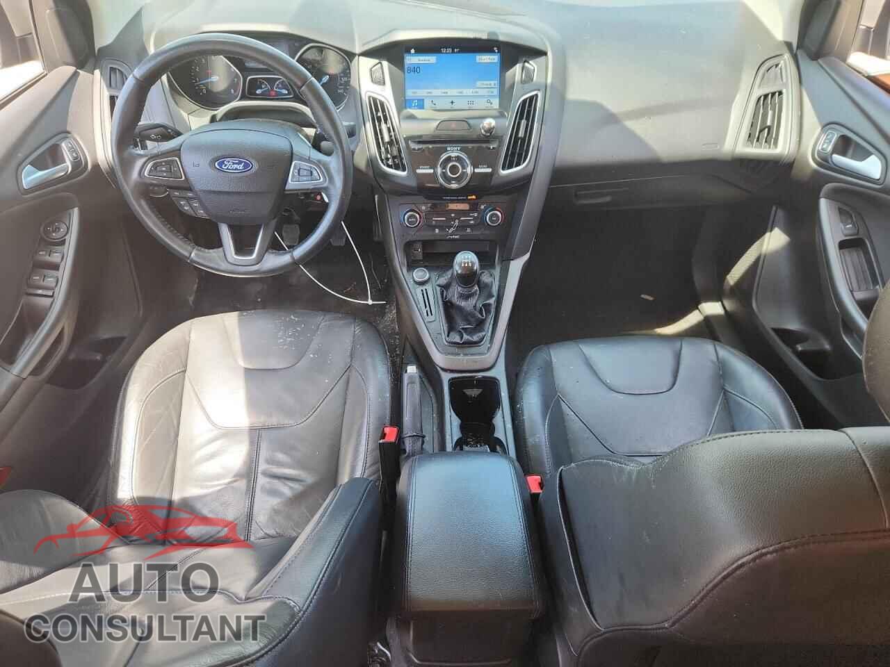 FORD FOCUS 2016 - 1FADP3F24GL201499