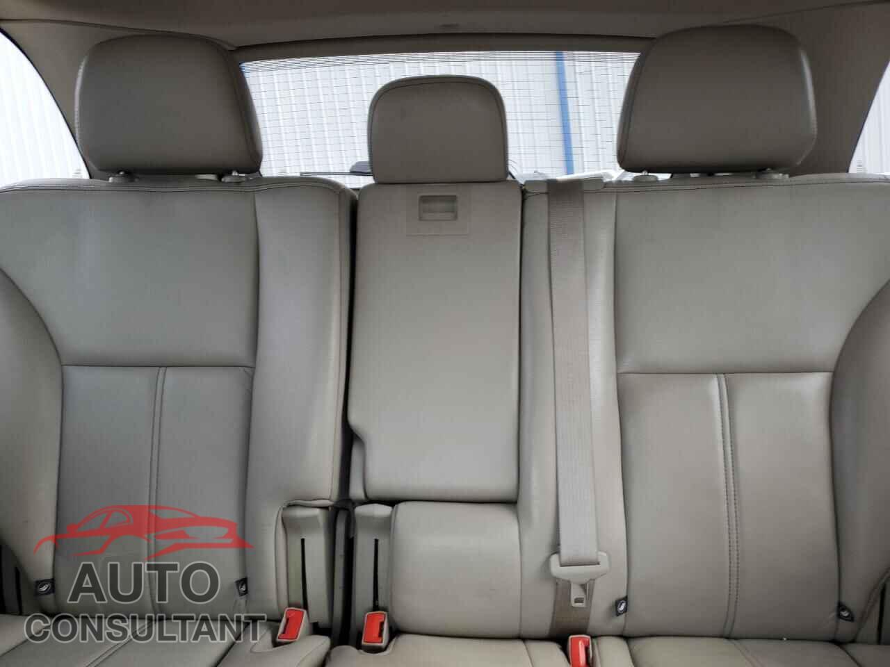 FORD EDGE 2011 - 2FMDK3JC6BBA36004