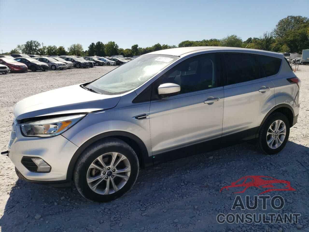 FORD ESCAPE 2017 - 1FMCU0GD9HUB87751