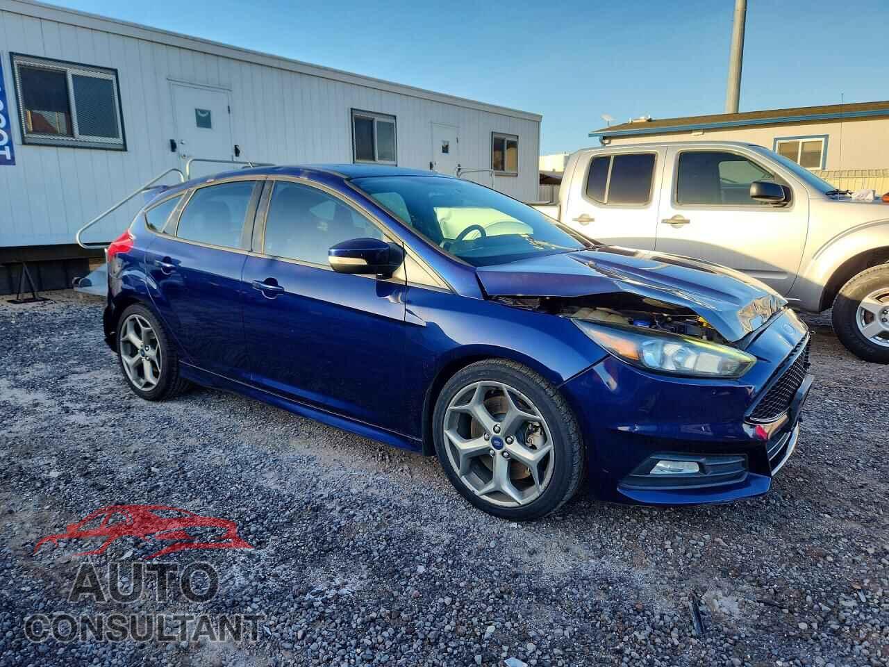 FORD FOCUS 2017 - 1FADP3L90HL319665