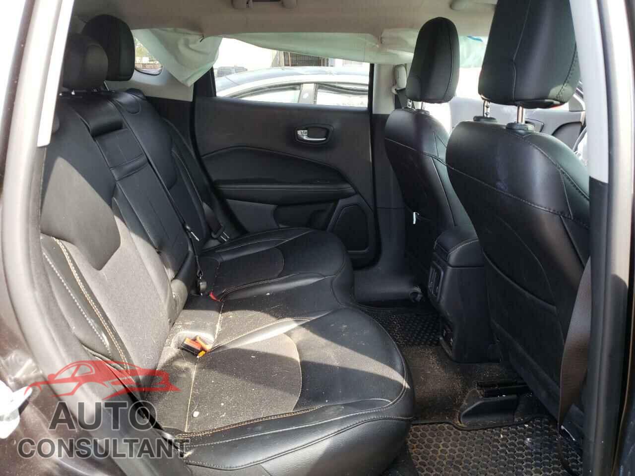 JEEP COMPASS 2019 - 3C4NJDBB7KT768539