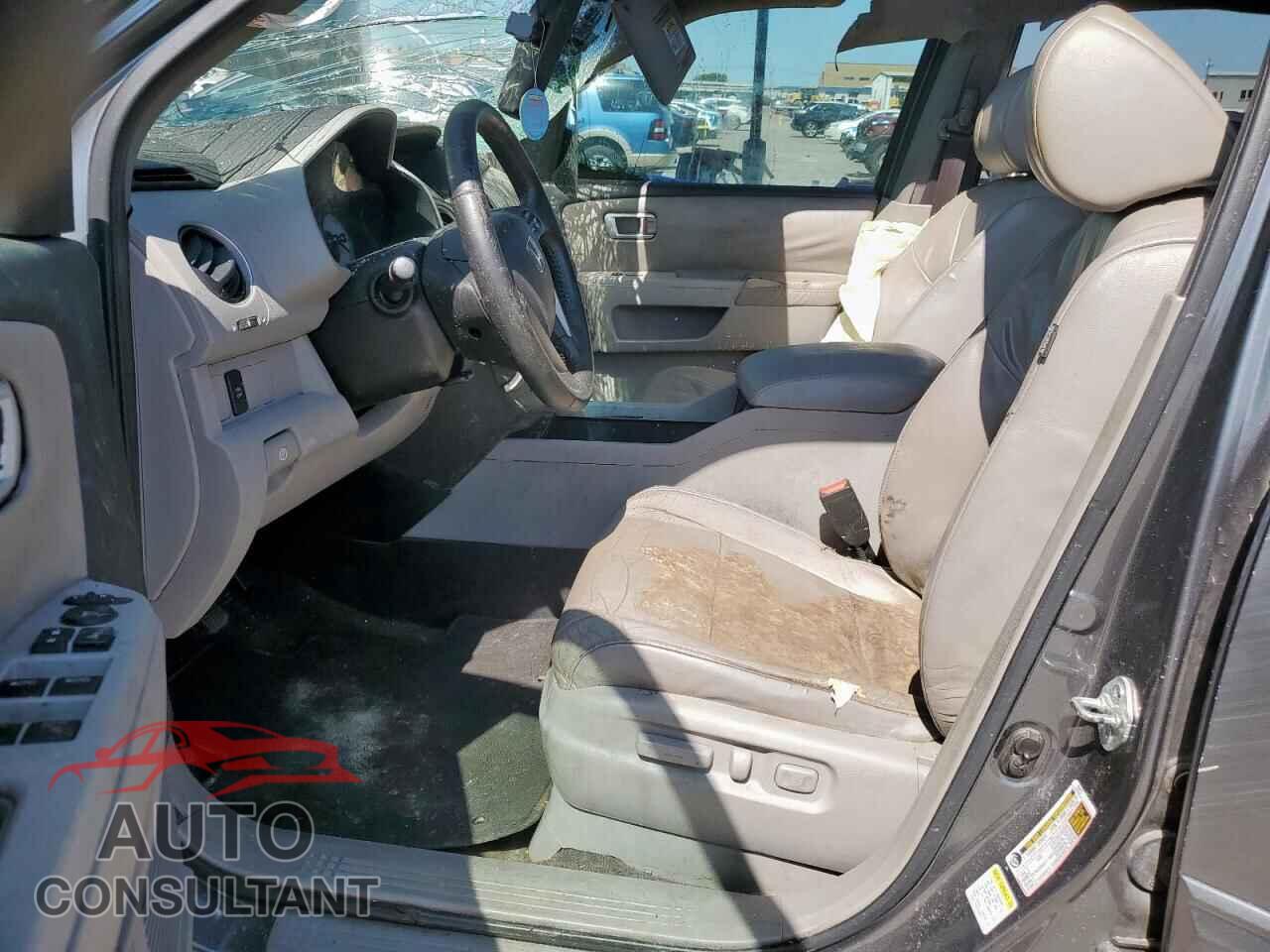 HONDA PILOT 2011 - 5FNYF3H59BB013742