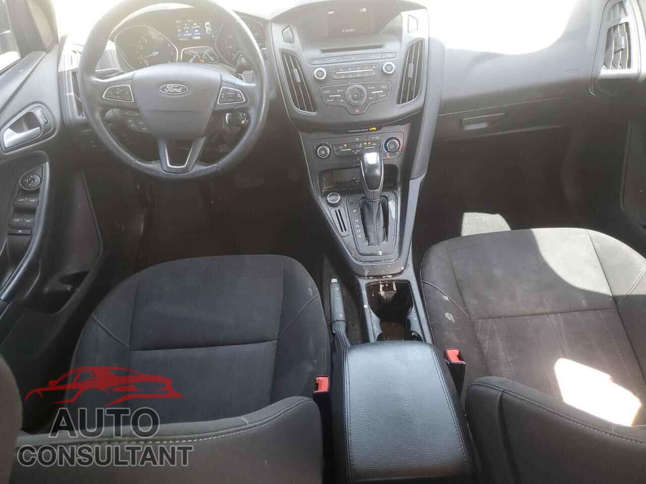 FORD FOCUS 2015 - 1FADP3F2XFL368707