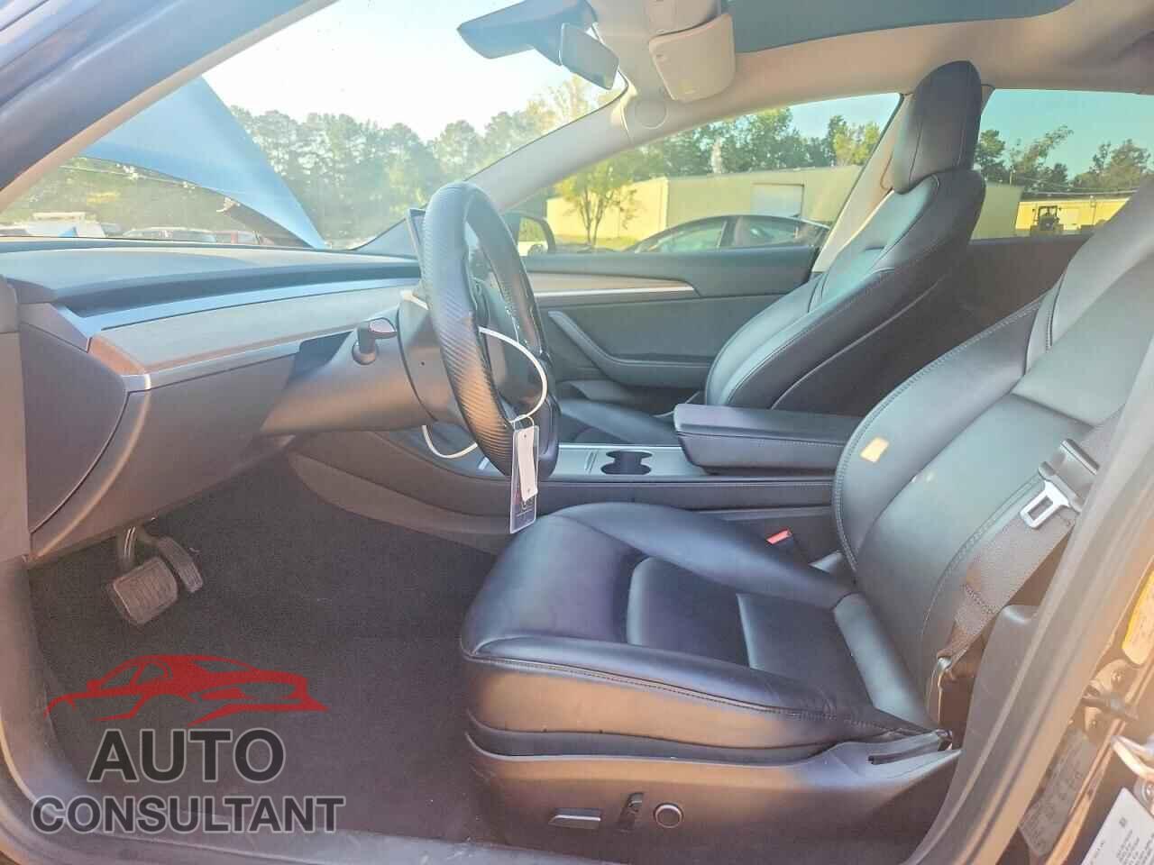 TESLA MODEL 3 2022 - 5YJ3E1EB7NF258815