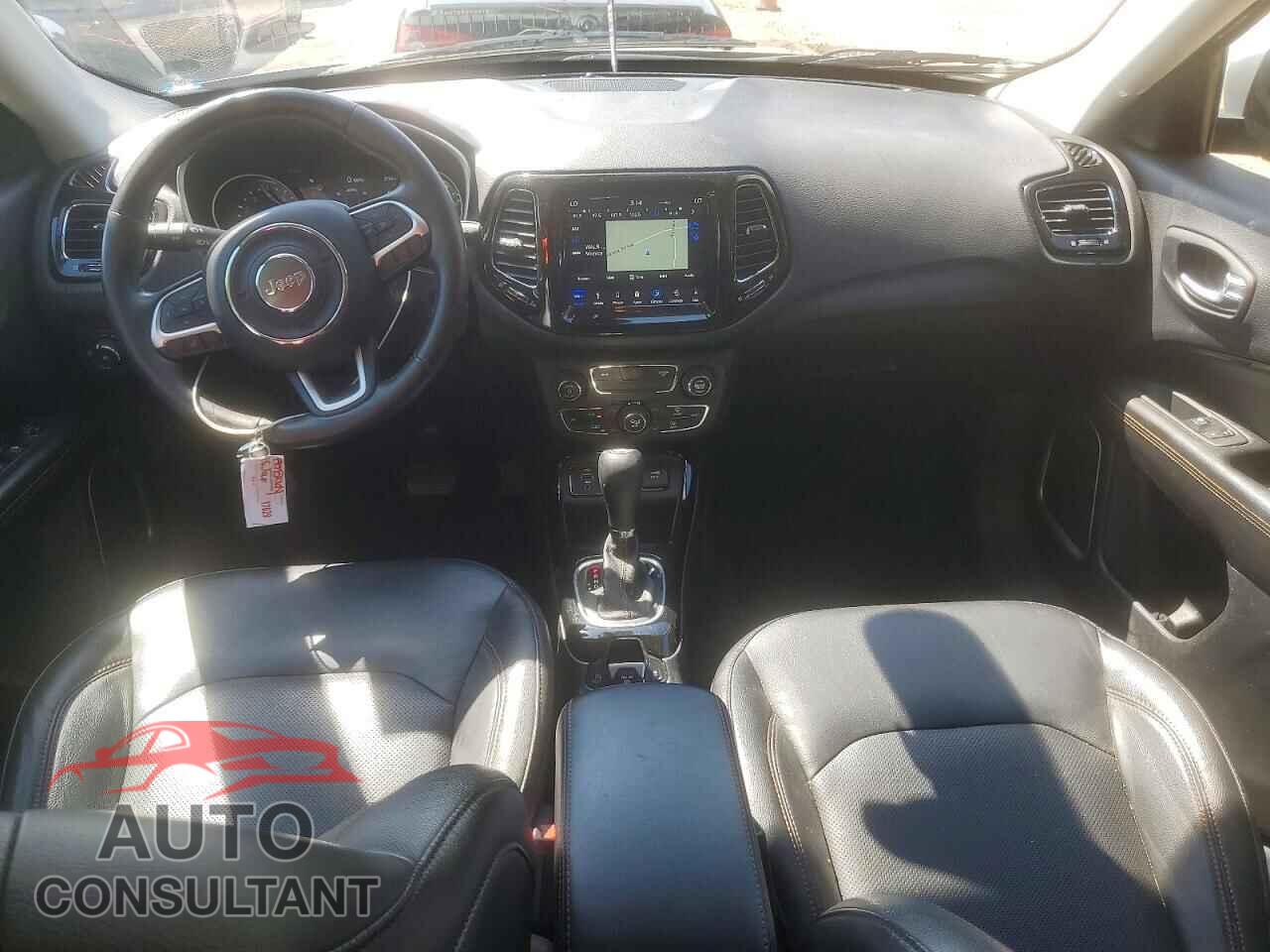 JEEP COMPASS 2018 - 3C4NJCCB8JT411541