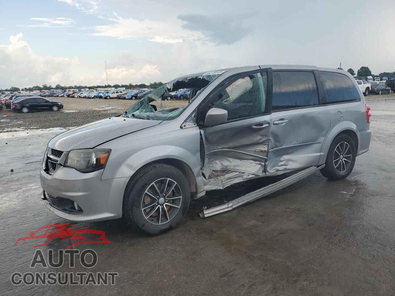 DODGE CARAVAN 2015 - 2C4RDGEG0FR598194