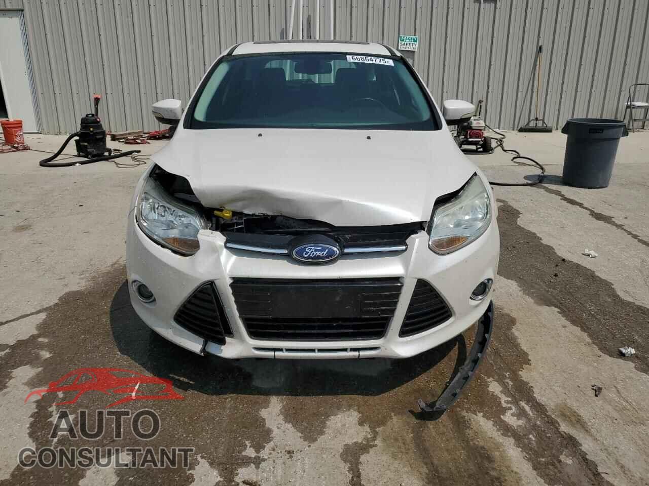 FORD FOCUS 2012 - 1FAHP3M24CL474070
