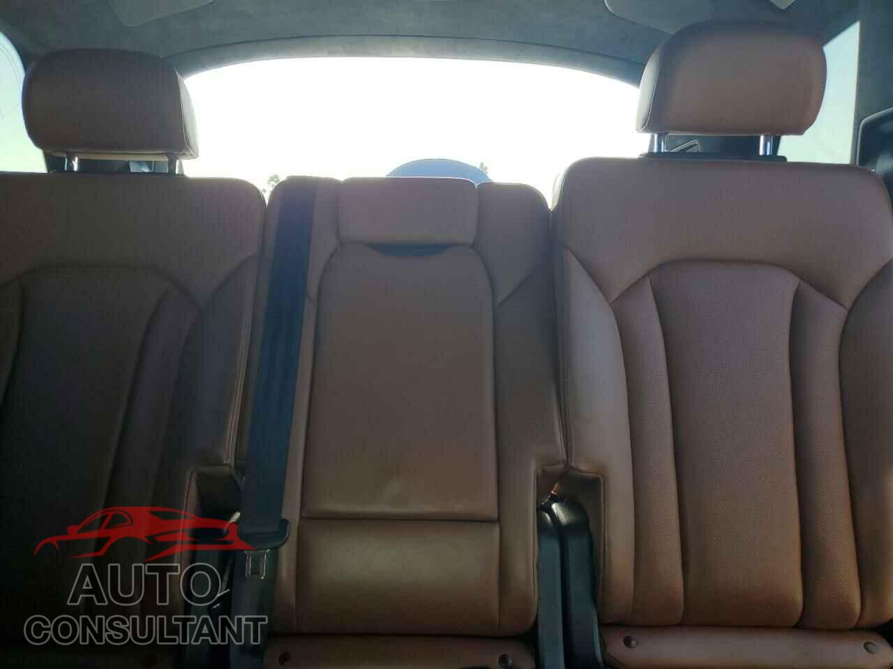 AUDI Q7 2018 - WA1VAAF75JD044254