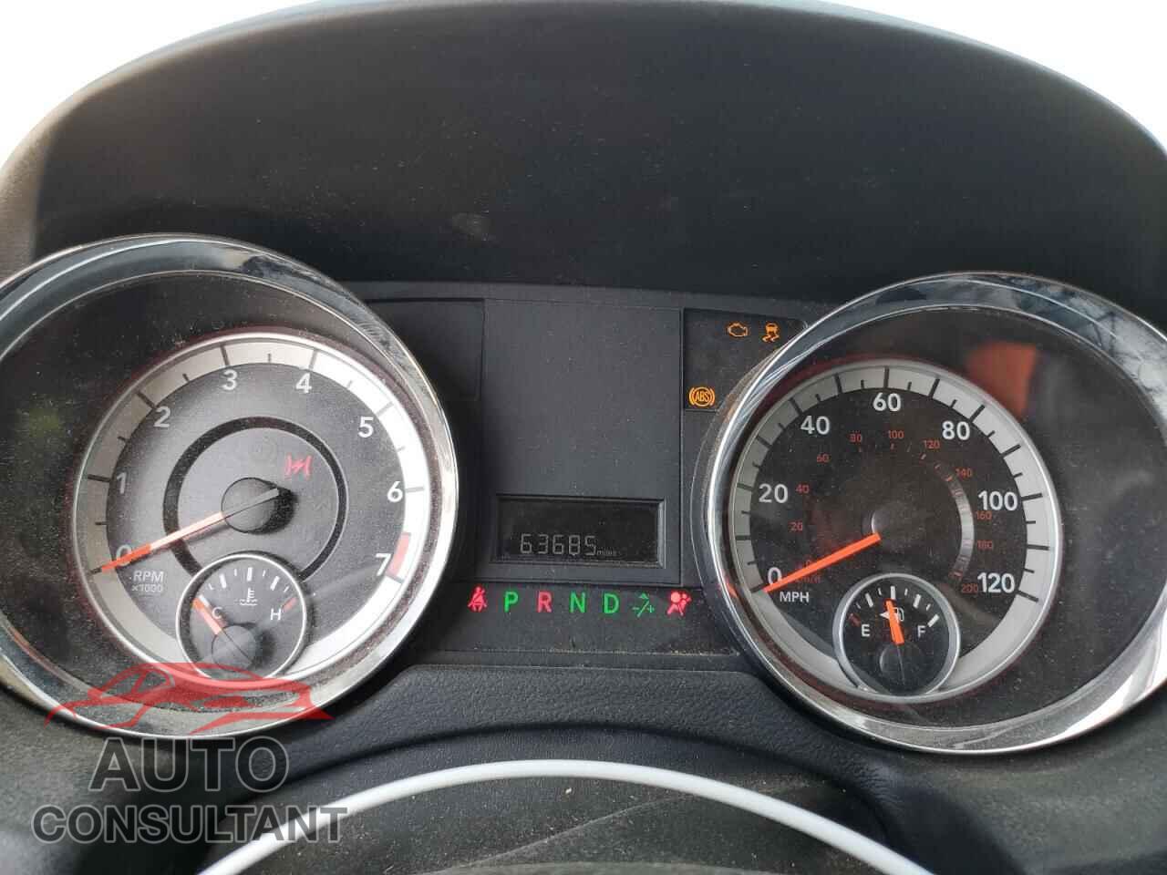 DODGE CARAVAN 2011 - 2D4RN3DG6BR755814