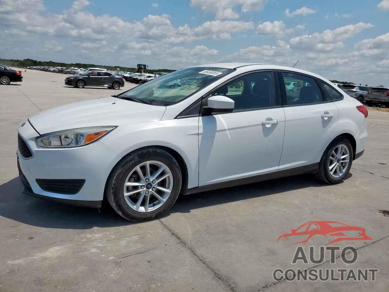 FORD FOCUS 2018 - 1FADP3F28JL288637