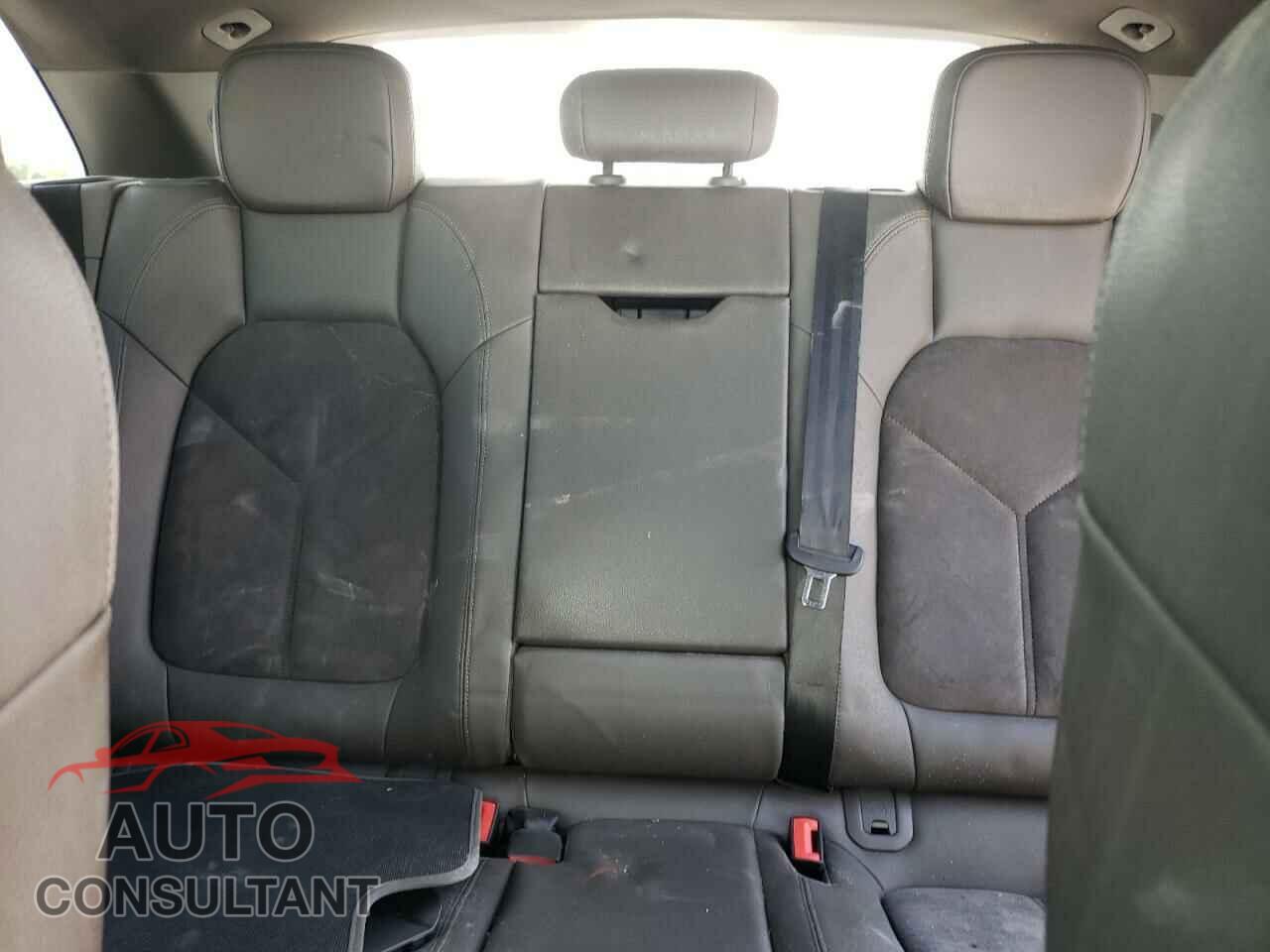 PORSCHE MACAN 2016 - WP1AB2A57GLB50019