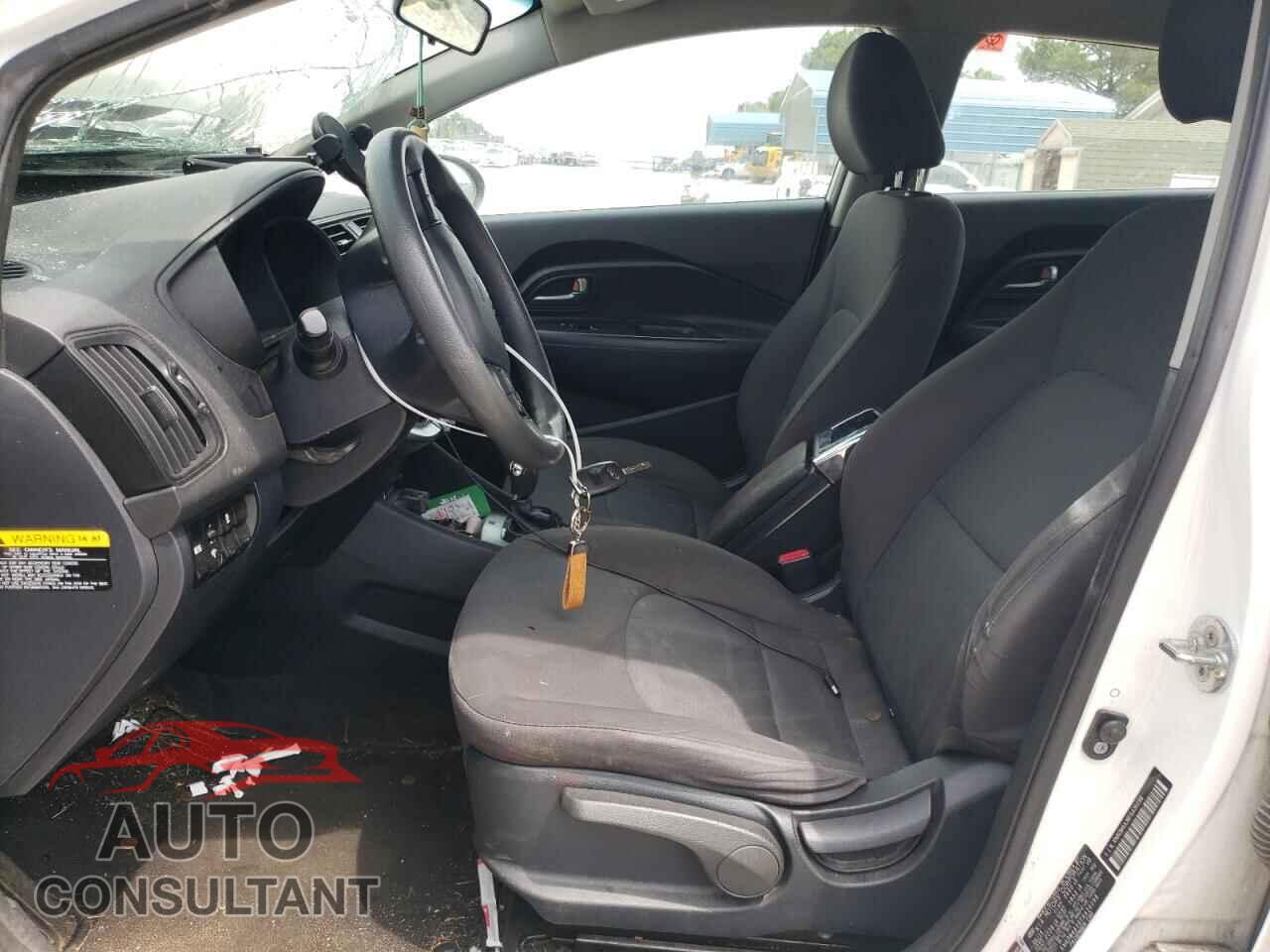 KIA RIO 2015 - KNADM4A36F6436098