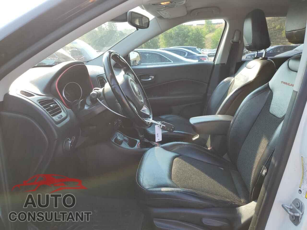 JEEP COMPASS 2020 - 3C4NJDDB1LT215352