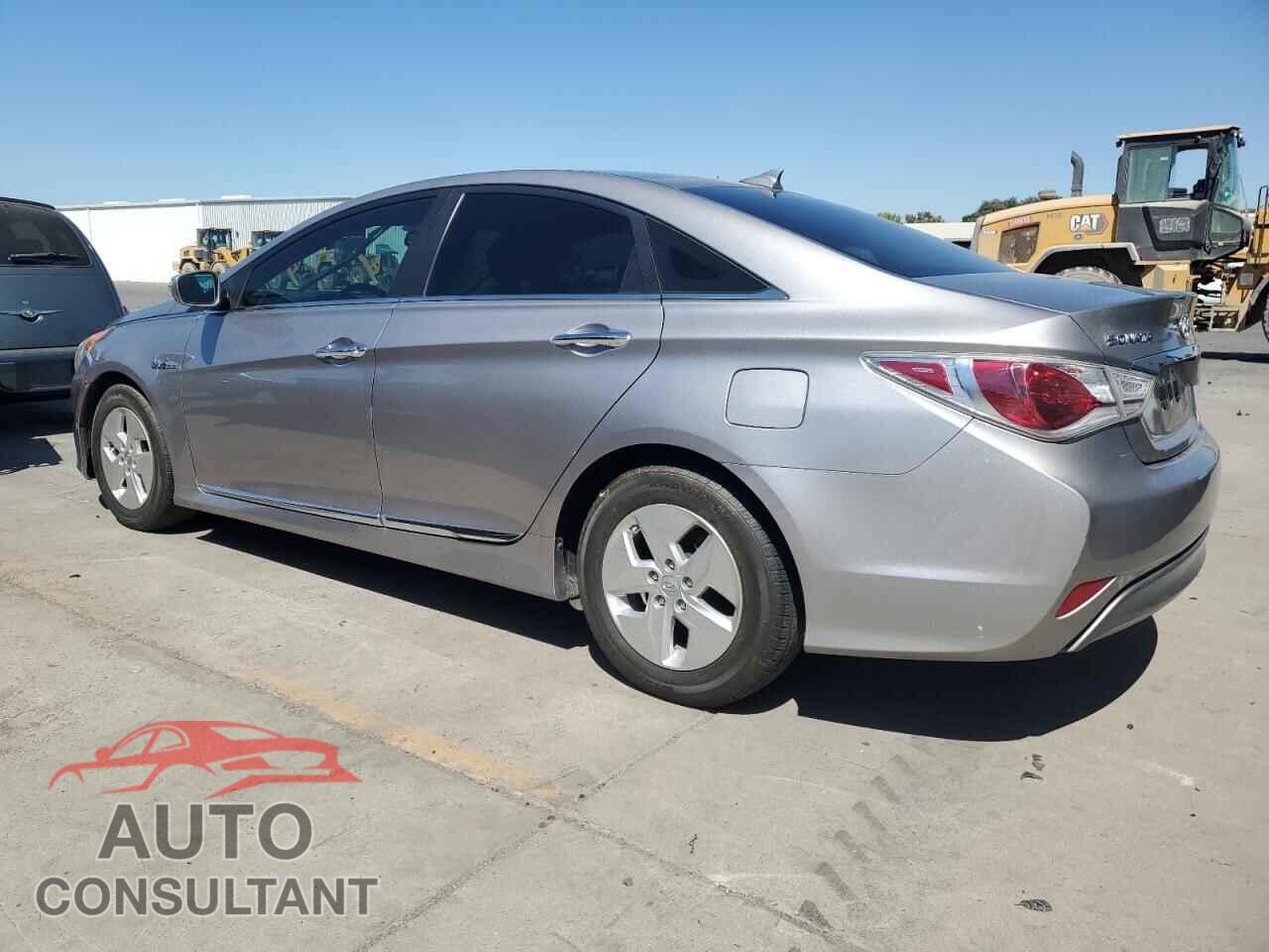 HYUNDAI SONATA 2012 - KMHEC4A43CA033204