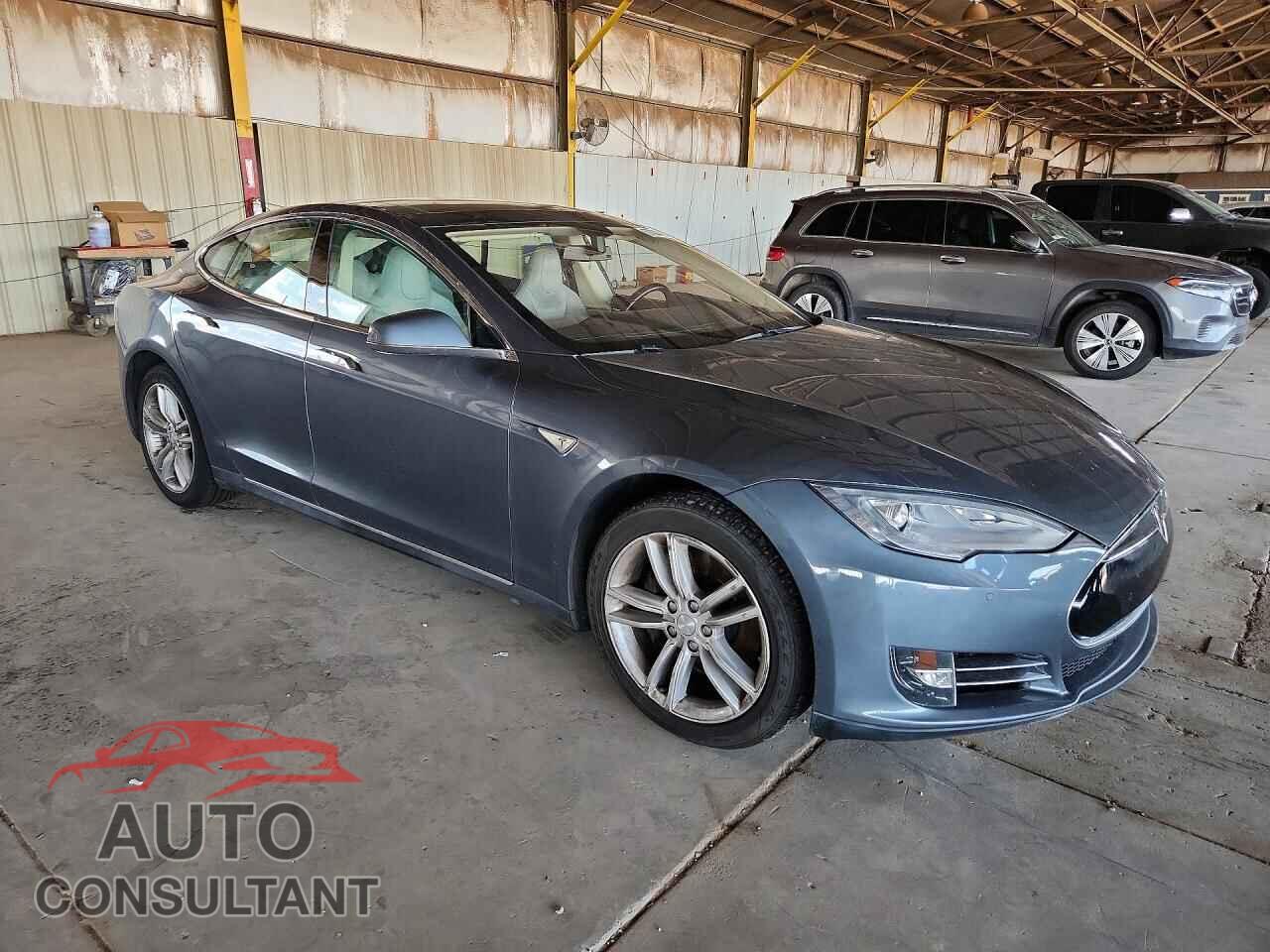 TESLA MODEL S 2013 - 5YJSA1CNXDFP27222