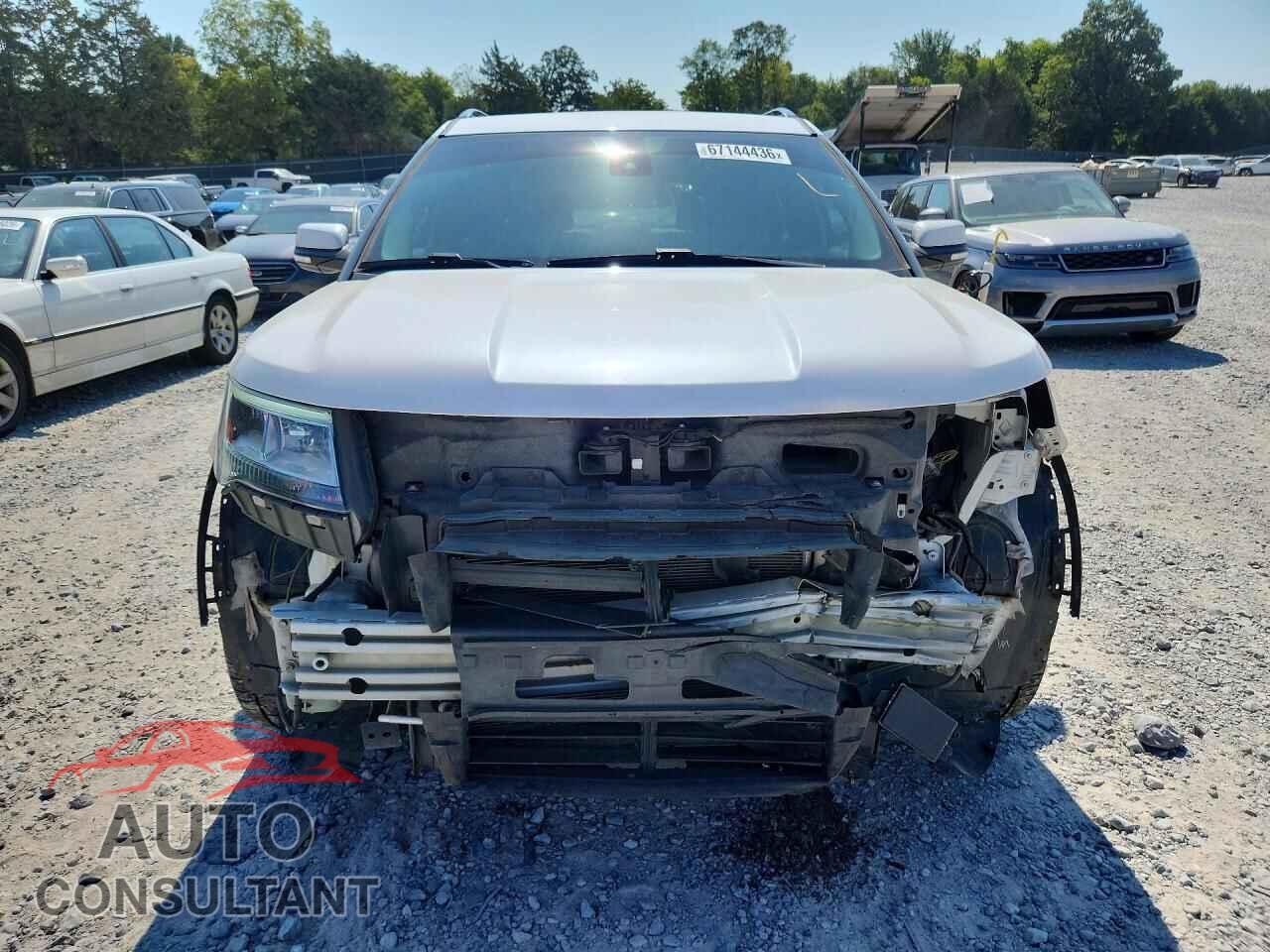 FORD EXPLORER 2018 - 1FM5K7F83JGB15220
